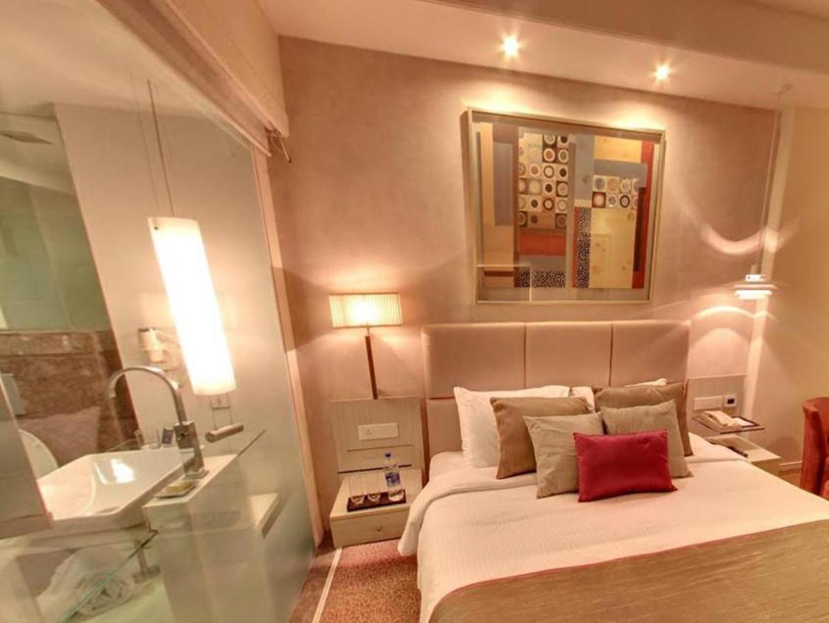 Hotel Park Plaza Faridabad Exterior foto