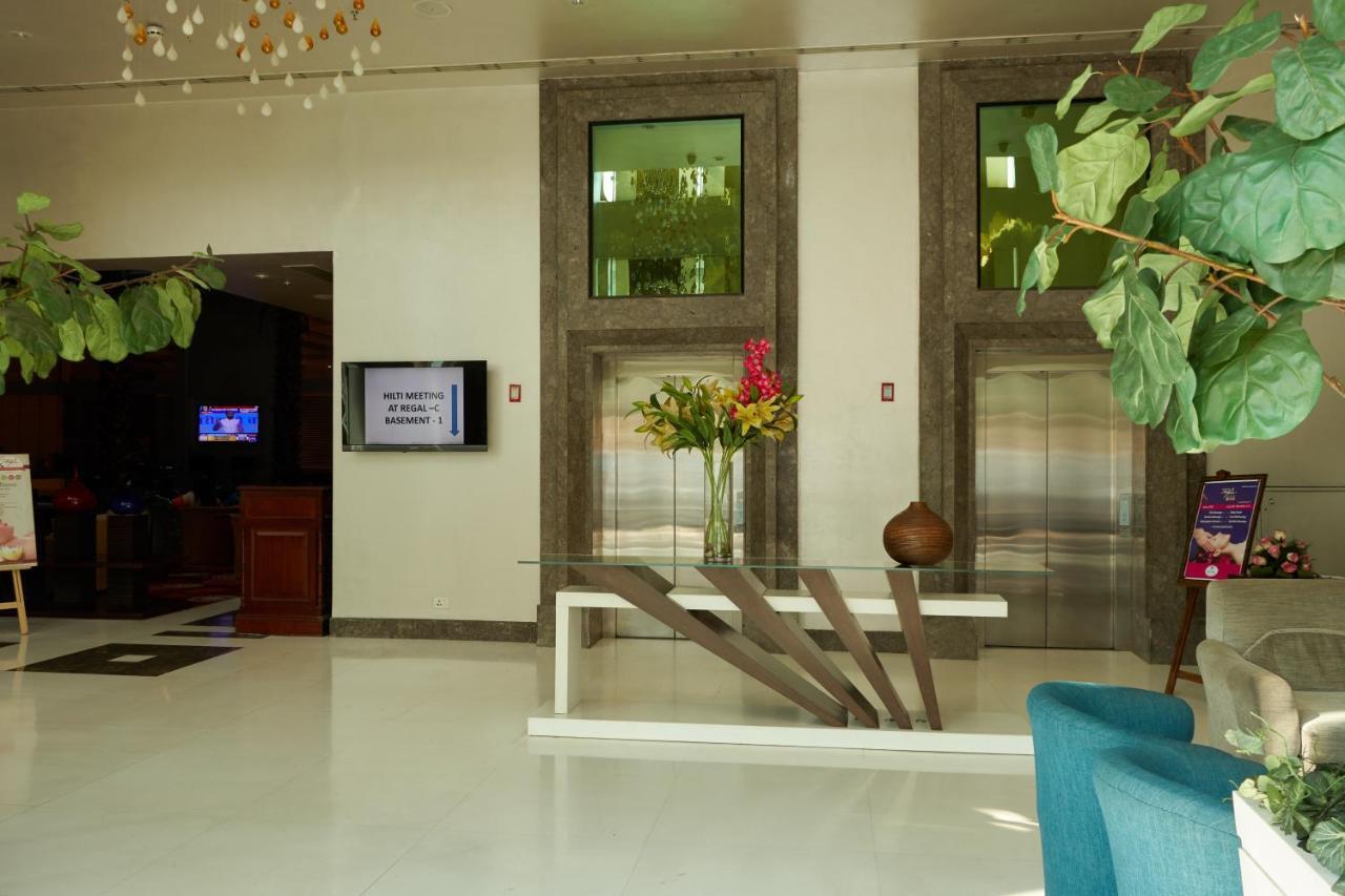 Hotel Park Plaza Faridabad Exterior foto